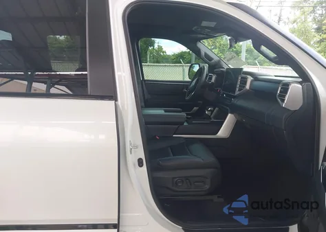 2024 Toyota Tundra Hybrid Platinum 4Wd z USA, uszkodzony, nr VIN 5TFNC5DB2RX048819